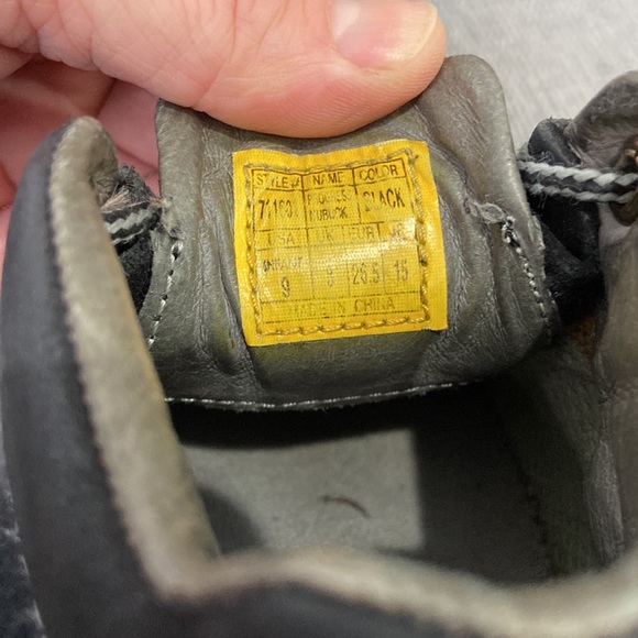 Loafer ankle height boot for toddlers size 9T leather - Picture 10 of 10